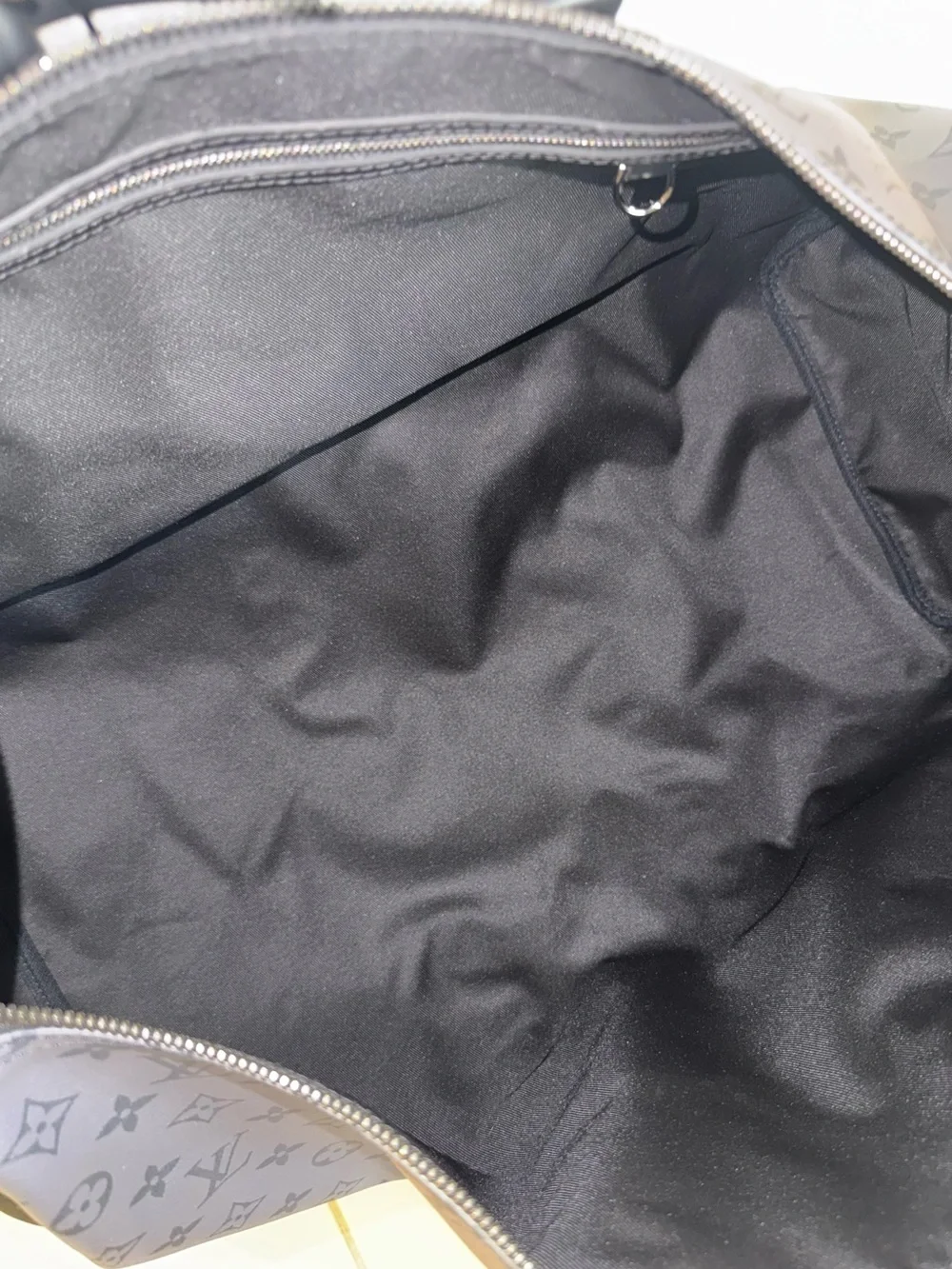 LOUIS VUITTON Keepall 50 Bandoulière in Monogram Eclipse Reverse - 💯 AUTHENTIC